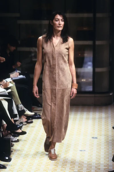 Look 32
